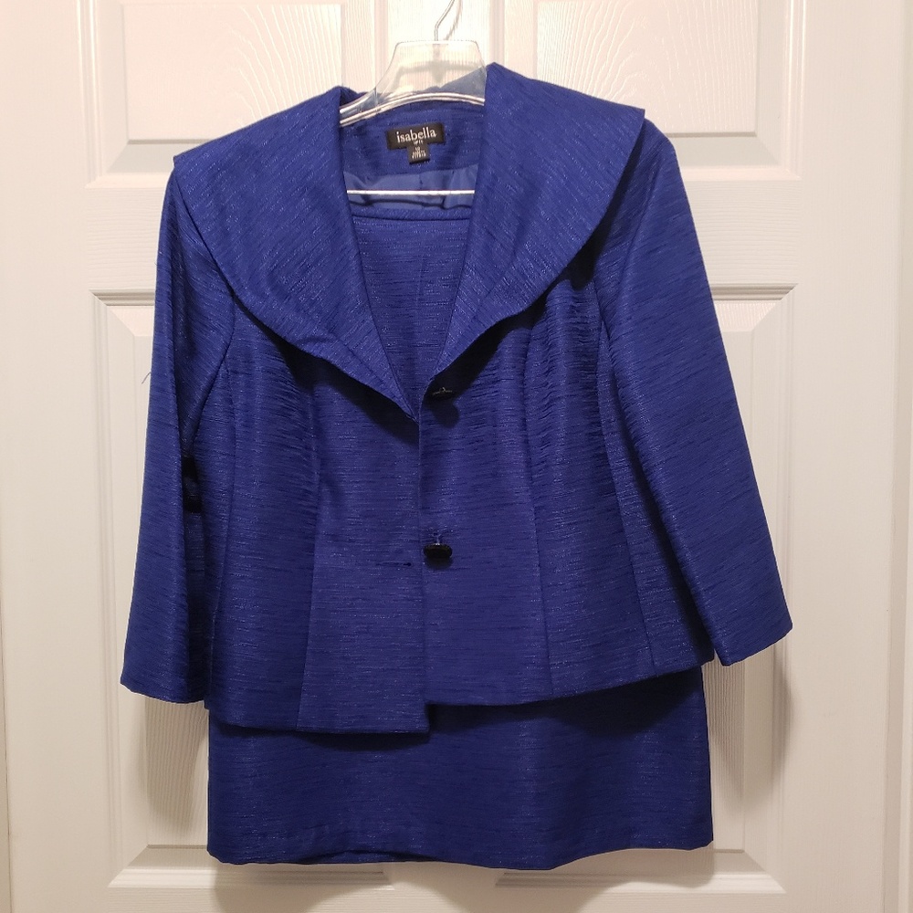 Isabella skirt suit, size 12